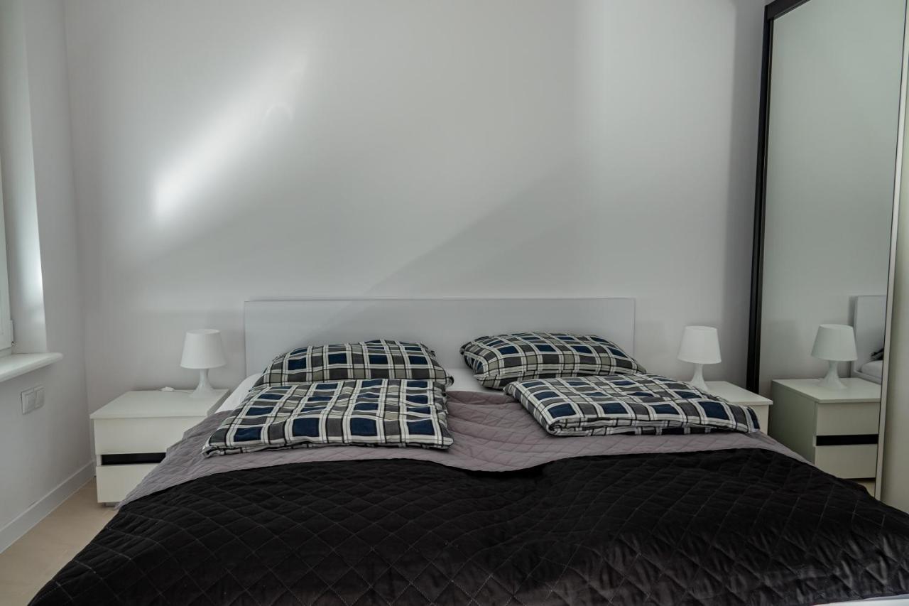 Nowy Apartament Z Duzym Tarasem I Parkingiem Świnoujście Esterno foto