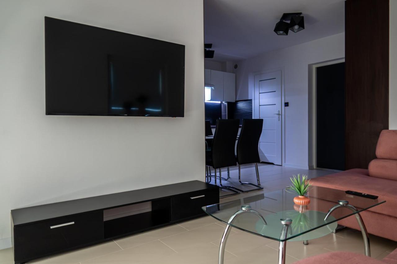 Nowy Apartament Z Duzym Tarasem I Parkingiem Świnoujście Esterno foto