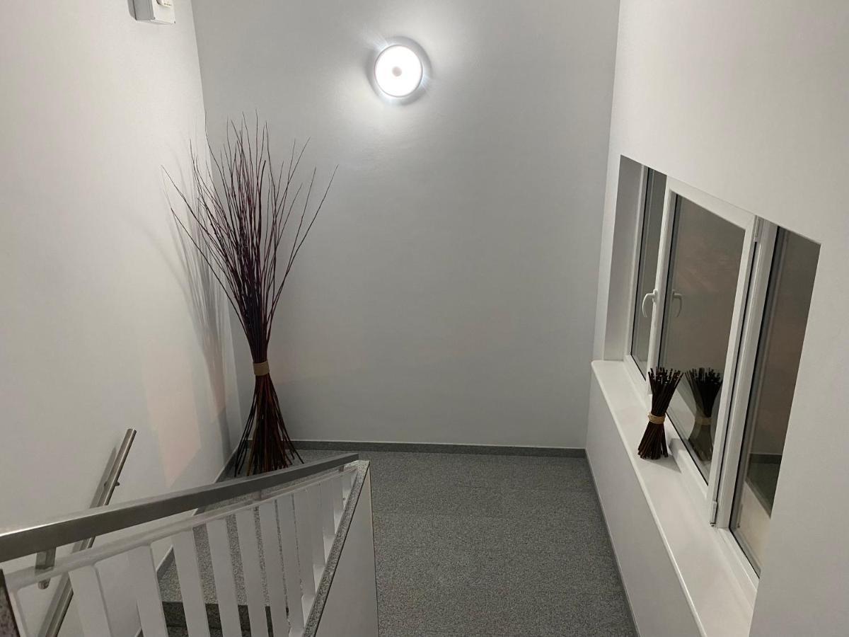 Nowy Apartament Z Duzym Tarasem I Parkingiem Świnoujście Esterno foto